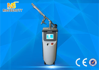China Máquina cosmética fraccionaria del laser del laser del CO2 vaginal del aplicador del equipo de la belleza proveedor