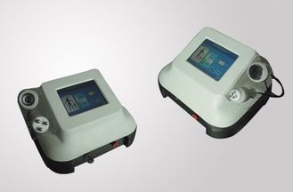 China Cavitación Tripolar RF de fabricante de equipos de grasa reducción celulitis adelgazar belleza proveedor